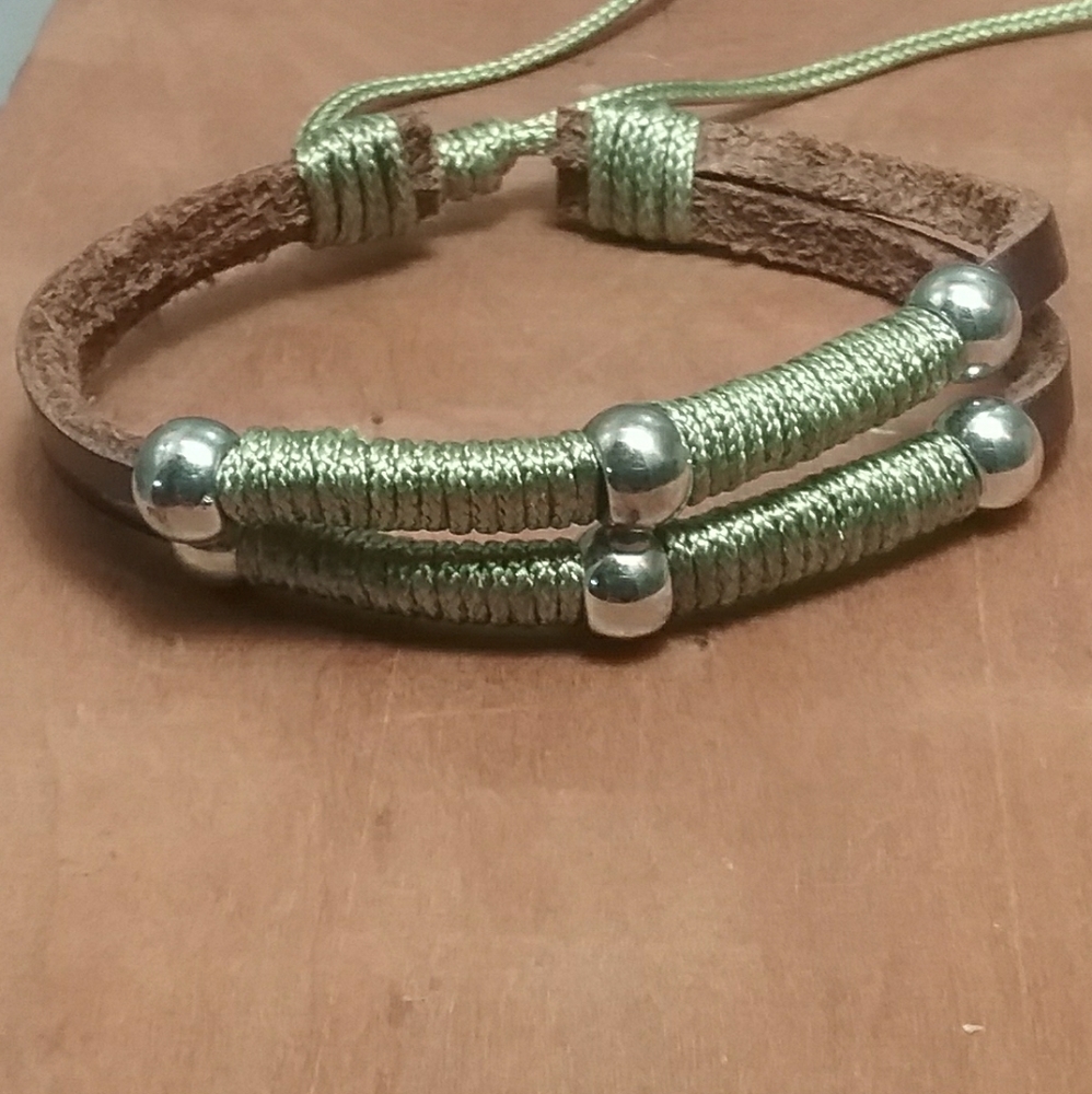 🌹Boho leather bracelet. Adjustable